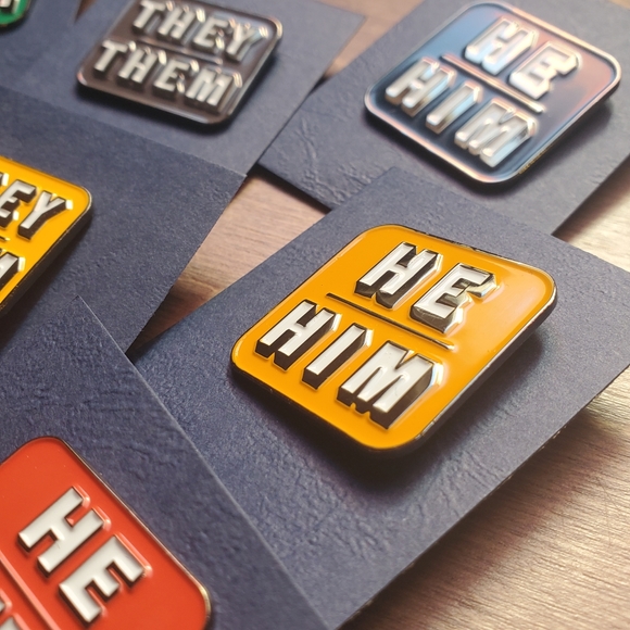 Pronoun Pins - Picture 2 of 11